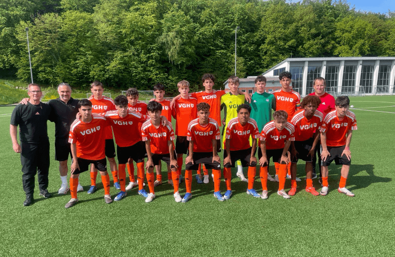 Mit drei Lila-Weißen: U15-NFV-Auswahl holt zweiten Platz beim Norddeutschen Länderpokal