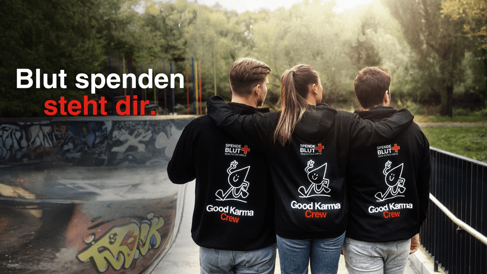 Hoody-foto.png Hoody-foto.png