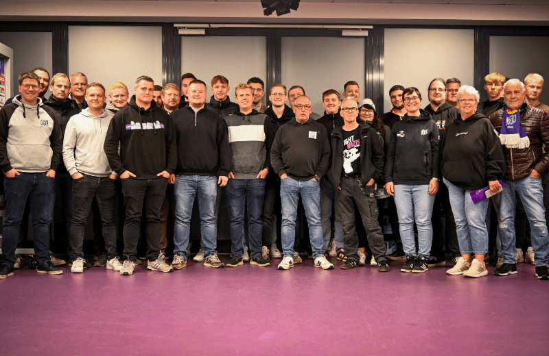 Ein Jahr VfL-Fanclubangebot: Fanclubs auf Stadiontour