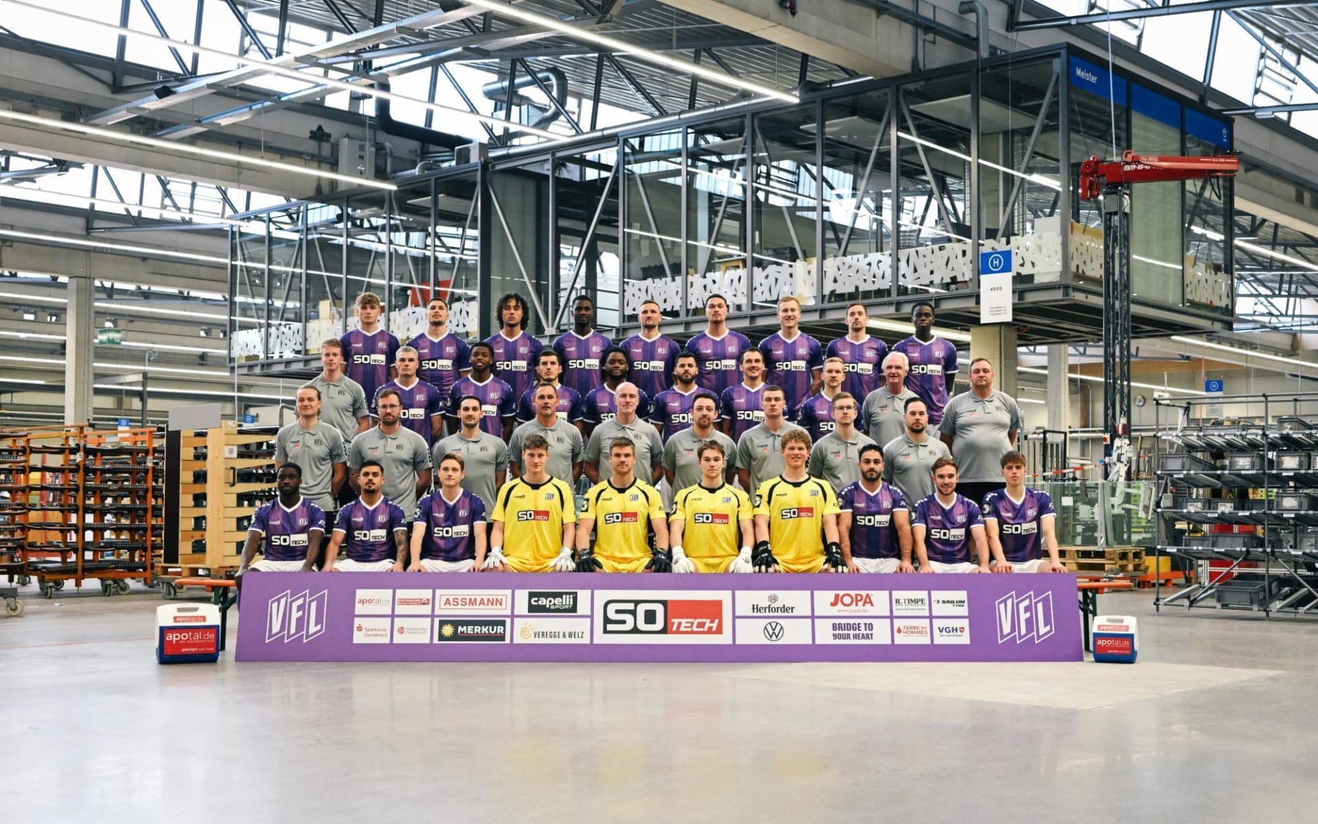 VFL_5295-2-1.jpg VFL_5295-2-1.jpg