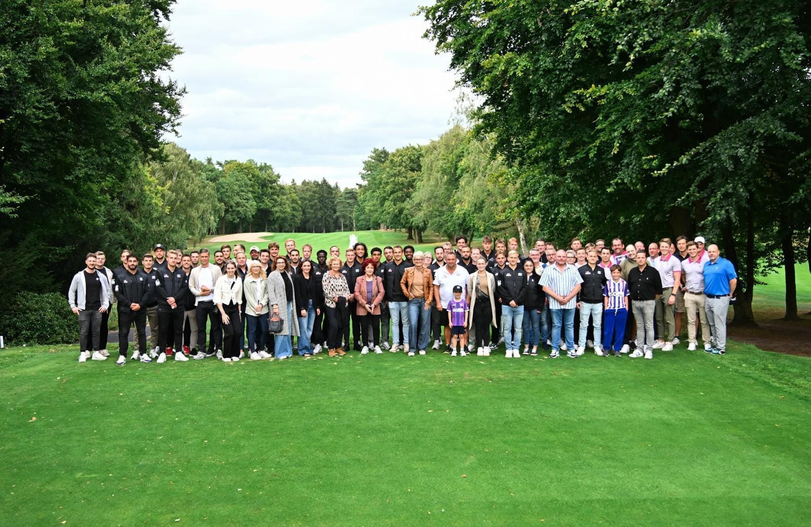 Fußball trifft Golf: Spielerpatentreffen im Osnabrücker Golfclub