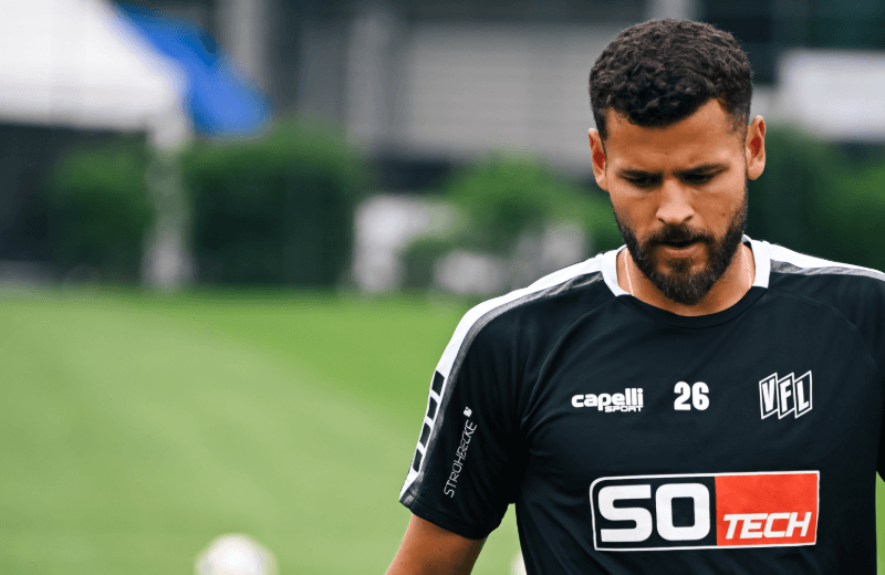 Strohbecke ab sofort auf der VfL-Trainingskleidung
