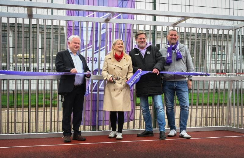 Neue Fußballtore in der JVA Vechta eingeweiht