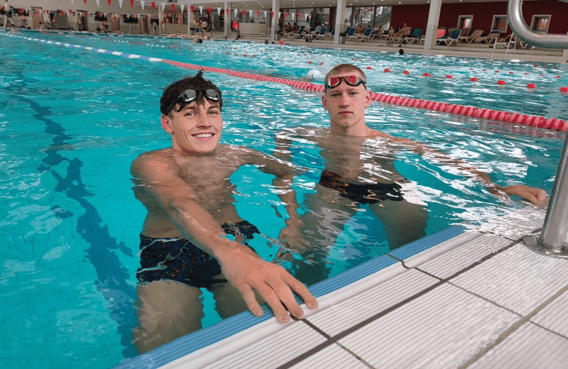 VfL-Schwimmer für Jugend-Europameisterschaft nominiert: Rekorde und starke Staffel-Leistung